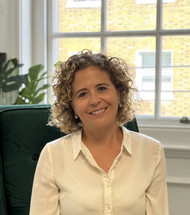 Dr Carmen Morcillo