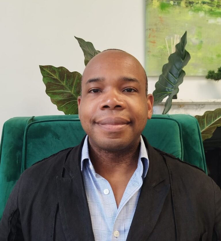 Dr Donald Masi